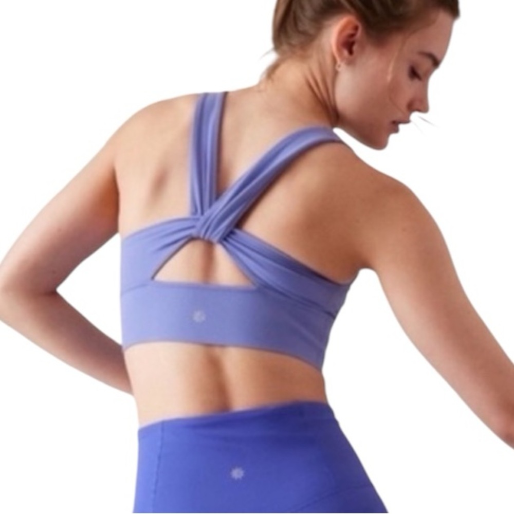 ATHLETA Warrior Longline Twist Bra Lavender Purple Sports Bra Active Yoga Medium